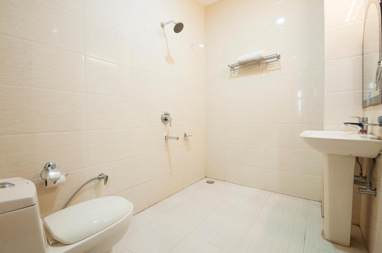 ניו דלהי The Alpino Hotel מראה חיצוני תמונה