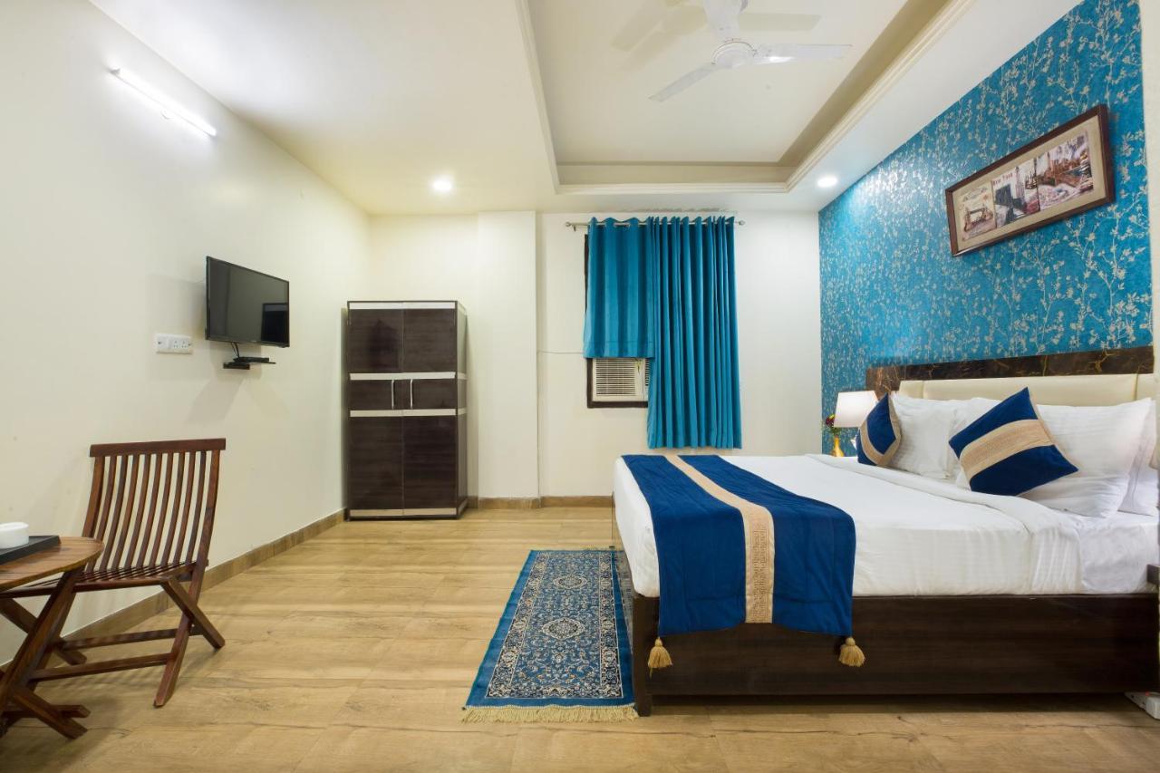 ניו דלהי The Alpino Hotel מראה חיצוני תמונה