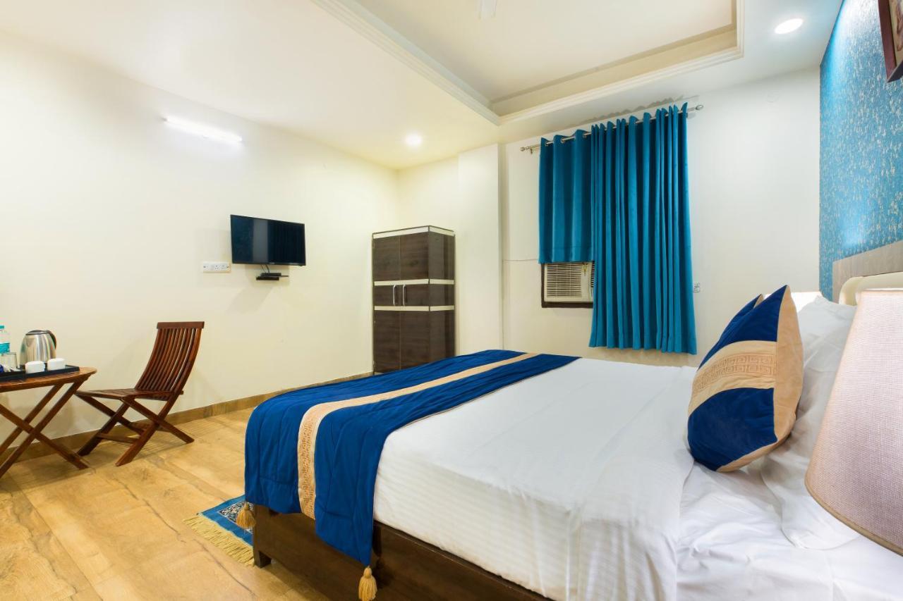 ניו דלהי The Alpino Hotel מראה חיצוני תמונה